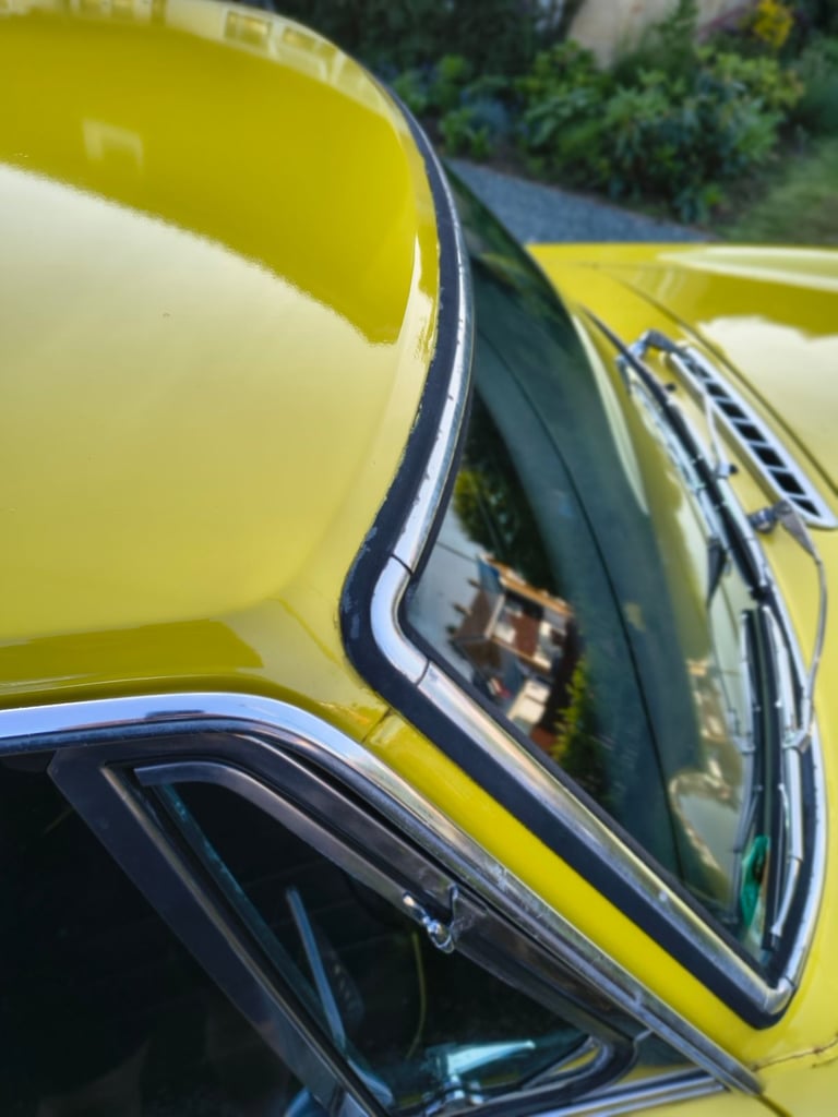 MGB GT Overdrive 1981