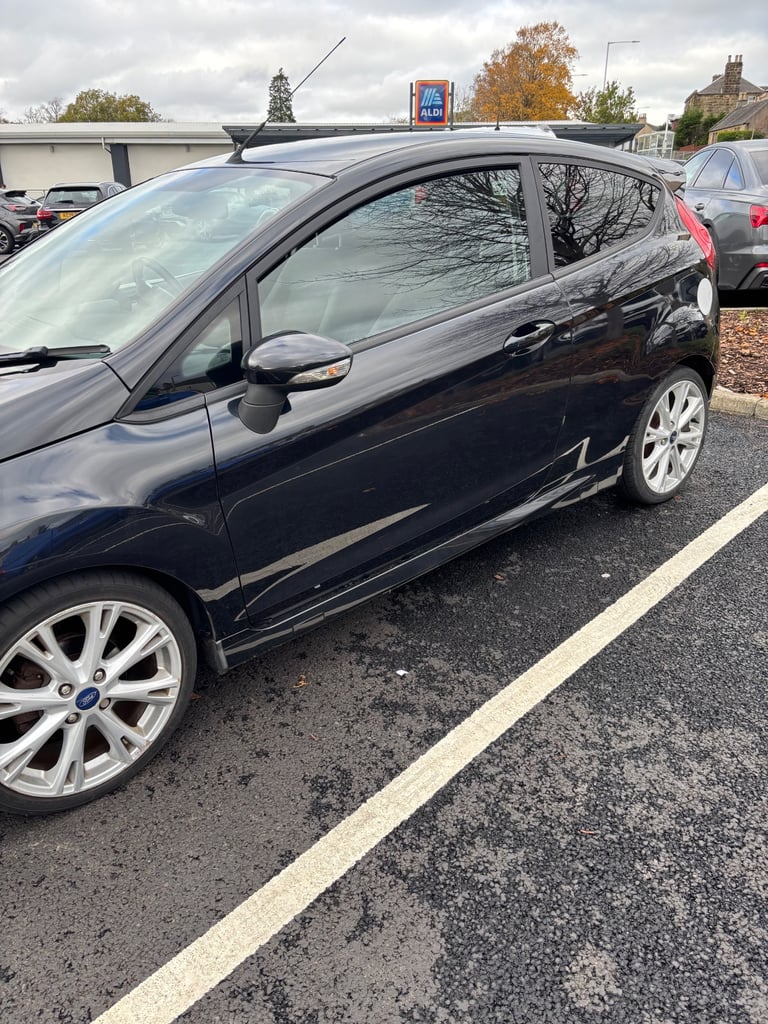 Ford, FIESTA, Hatchback, 2014, Manual, 998 (cc), 3 doors