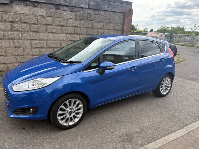 FORD FIESTA 1.6 Titanium X Auto.46.000 mls 