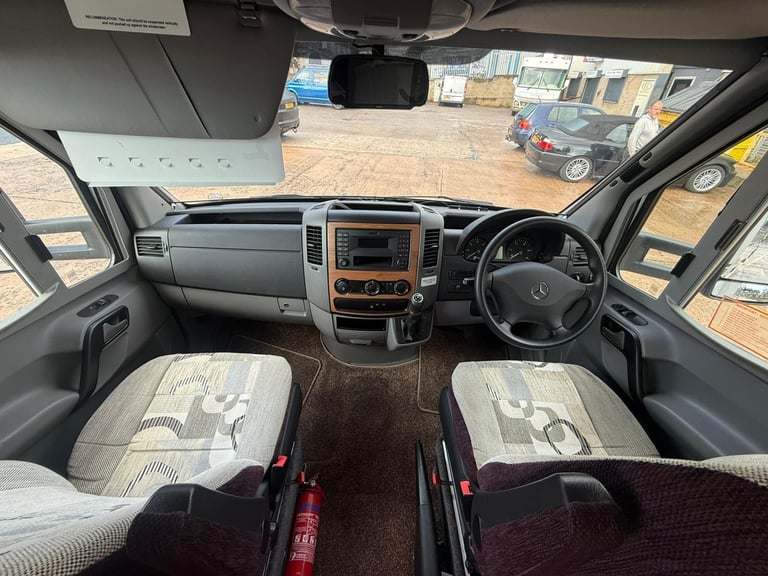 Mercedes-Benz SPRINTER 316 CDI AUTOSLEEPER BURFORD DUE 6 BERTH MOTORHOME