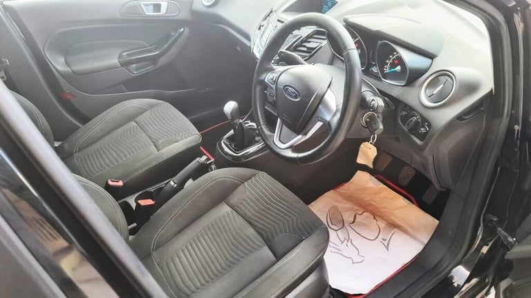 2013 Ford Fiesta 1.25 82 Zetec 5dr HATCHBACK Petrol Manual