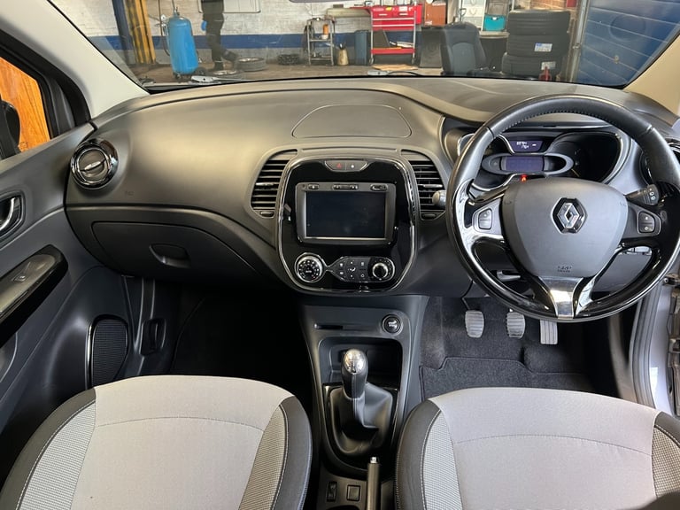 2014 Renault Captur 1.5 dCi 90 Dynamique S MediaNav Energy 5dr HATCHBACK Diesel Manual