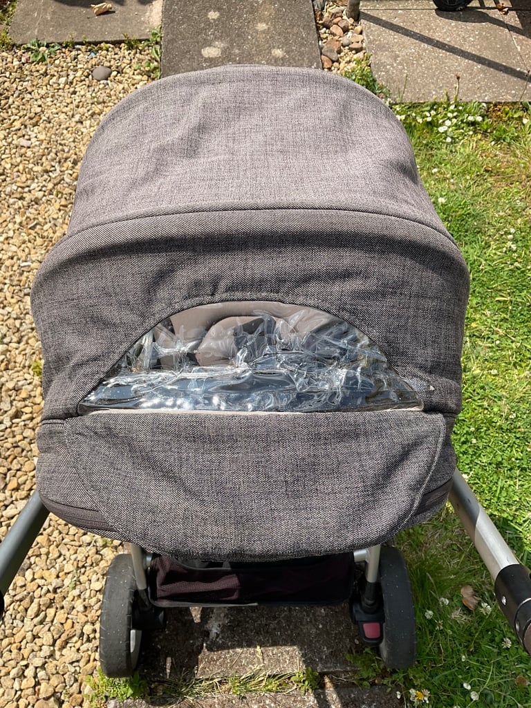 Mamas & Papas Flip XT2 pushchair