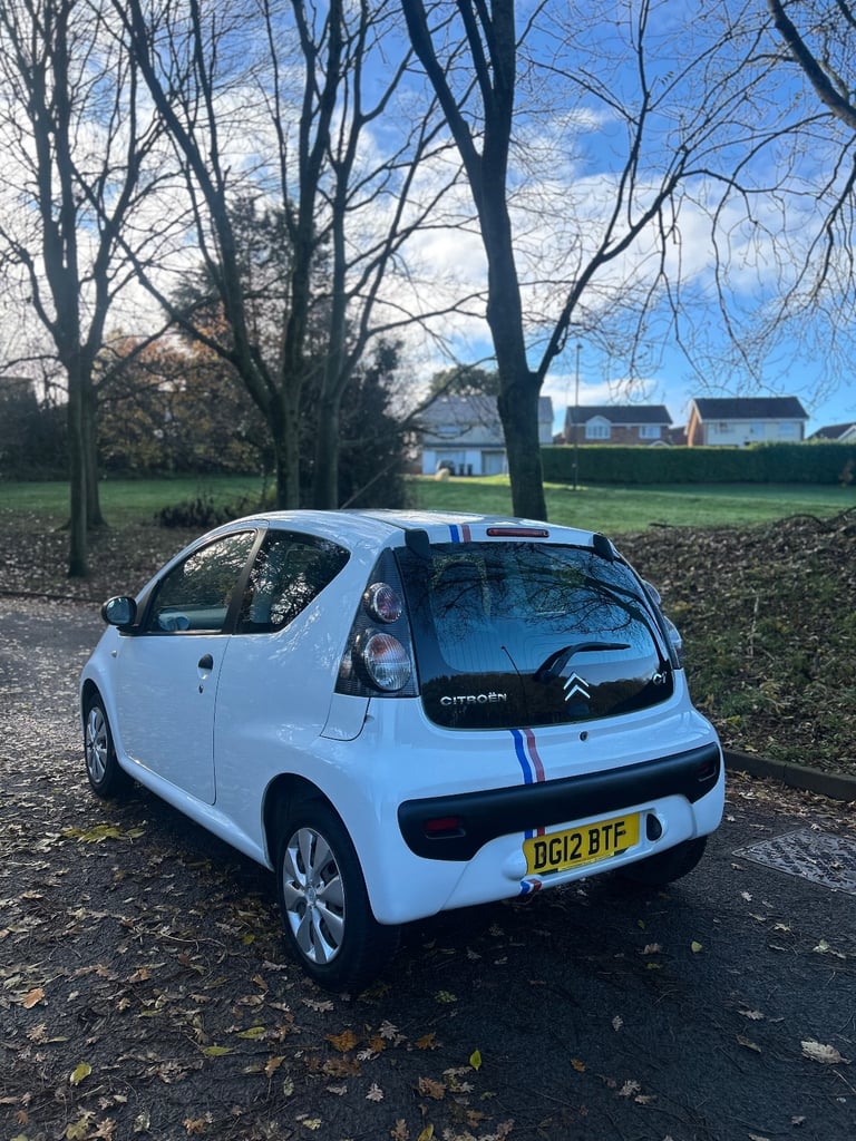 Citroen, C1, Hatchback, 2012, Manual, 998 (cc), 3 doors