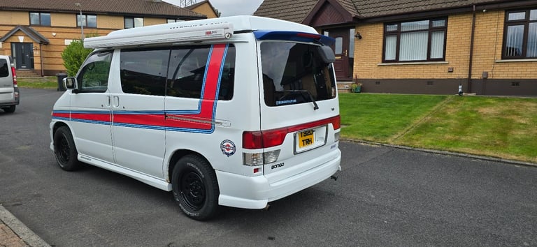 1999 Mazda Bongo Friendee 2.5 litre Automatic Petrol / LPG Pop Top Campervan