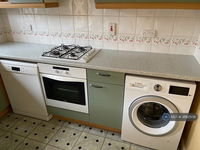 3 bedroom house in Blansby Chase, Emerson Valley, Milton Keynes, MK4 (3 bed) (#2662509)