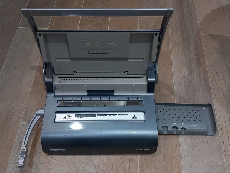 Wire-Binding Machine