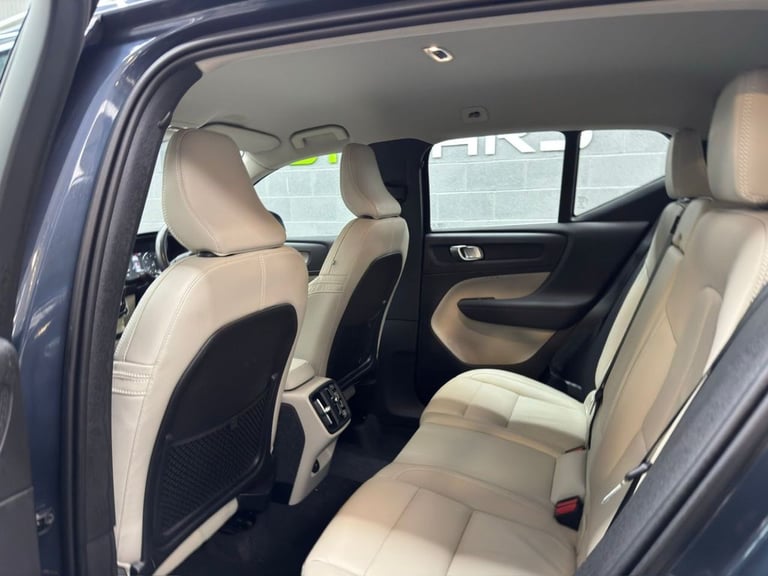 2021 Volvo XC40 2.0 B4 MHEV Inscription Pro SUV 5dr Petrol Hybrid Auto Euro 6 (s/s) (197 ps ESTAT...