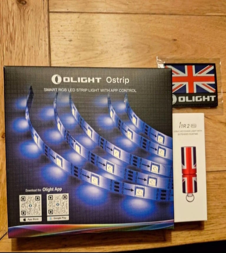 Olight and Klarus torch collection all types available brand new will post very rare 