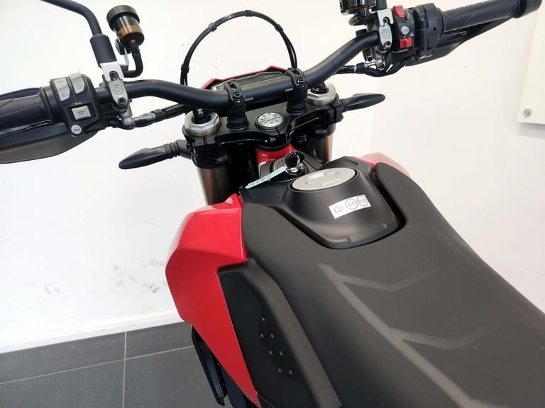 2025 Ducati Hypermotard 698 Mono Red 925 Miles | £176 Dep & £176 pcm