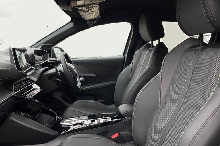  Peugeot 208 1.2 Puretech Mhev Gt Hatchback 5dr Petrol Hybrid E Dsc Euro 6 s/s