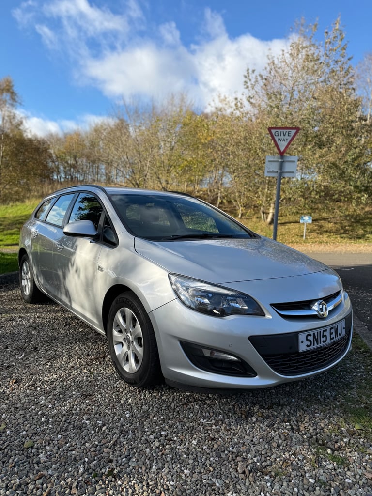 Vauxhall, ASTRA, Estate, 2015, Manual, 1598 (cc), 5 doors