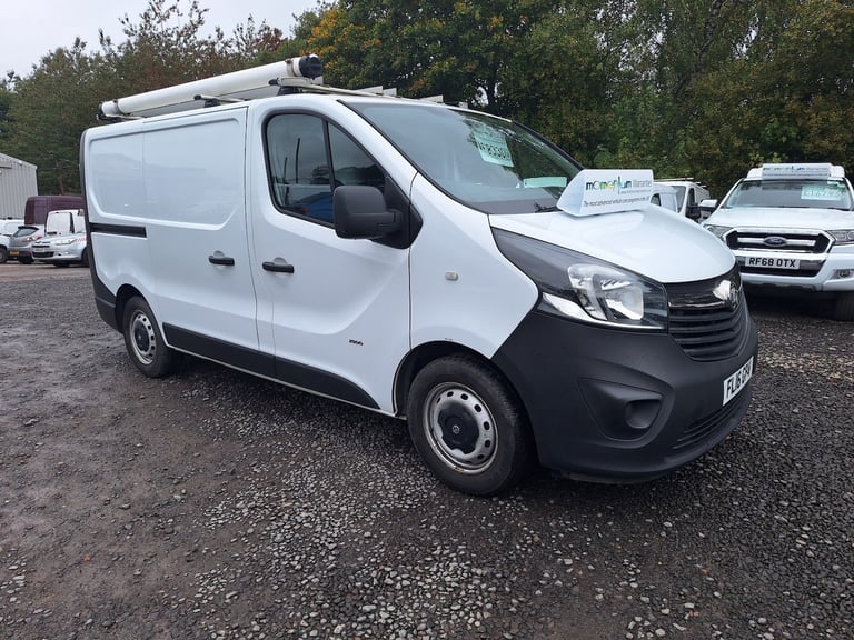 image for VAUXHALL VIVARO 1.6 CDTi 2900 ecoFLEX White Manual Diesel 2016