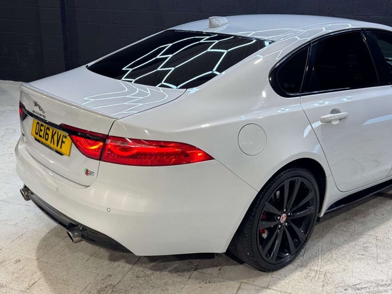 2016 Jaguar XF 3.0 XF V6 S D Auto 4dr Saloon Diesel Automatic