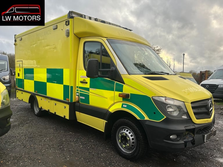 MERCEDES BENZ SPRINTER 519 CDI DIRECT EX AMBULANCE SERIVICS 2017 17 REG EURO 6