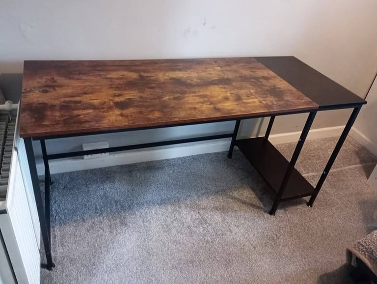 Computer Desk (Dissassembled)