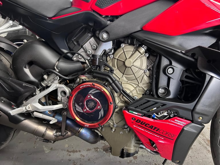 2021 Ducati Streetfighter V4S