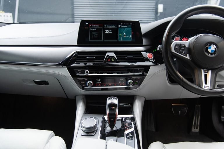 2018 BMW M5 4.4 V8 Saloon 4dr Petrol Steptronic xDrive Euro 6 (s/s) (600 ps) Saloon Petrol Automatic