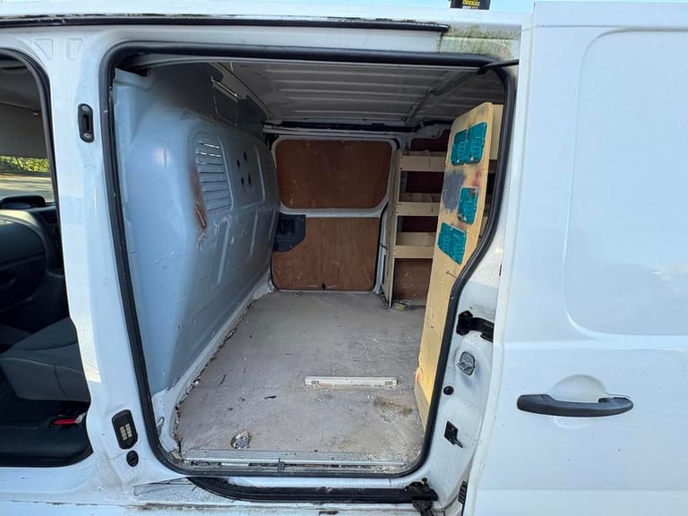 2016 Peugeot Expert Expert 1000 L1H1 Professional HDi Panel Van DIESEL Manual