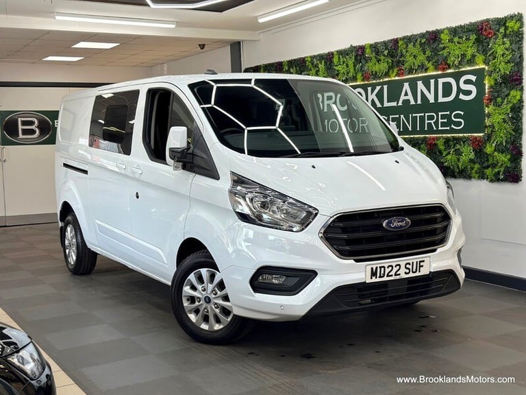 image for Ford Transit Custom 2.0 300 LIMITED DCIV ECOBLUE [HEATED SEATS &amp; 5 SEATS]
