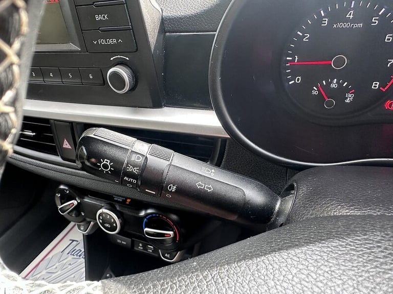  Kia Picanto 2 Hatchback Petrol Manual