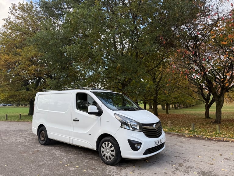 VAUXHALL VIVARO SPORTIVE 1.6 CDTI BI TURBO 2016 REG WITH AIR CON & 12 MONTHS MOT! READY FOR WORK! 