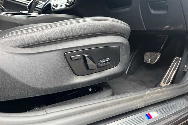 2020 BMW 5 Series 2.0 520d MHT M Sport Touring 5dr Diesel Hybrid Auto Euro 6 (s/s) (190 ps) Estat...