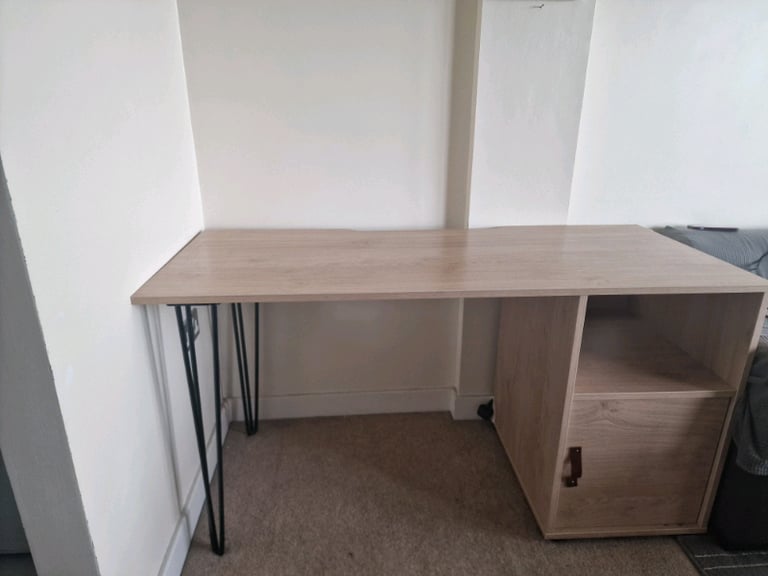 Office desk great condition with storage 