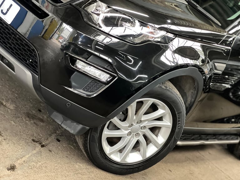 2017 Land Rover Discovery Sport 2.0 TD4 SE Tech SUV 5dr Diesel Auto 4WD Euro 6 (s/s) (180 ps) EST...