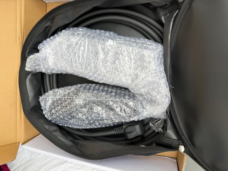 image for EVSTOR ELECTRIC CHARGE CABLE TYPE 2 5m Long Exactly As Pictured BRAND NEW View collect at BS56YG