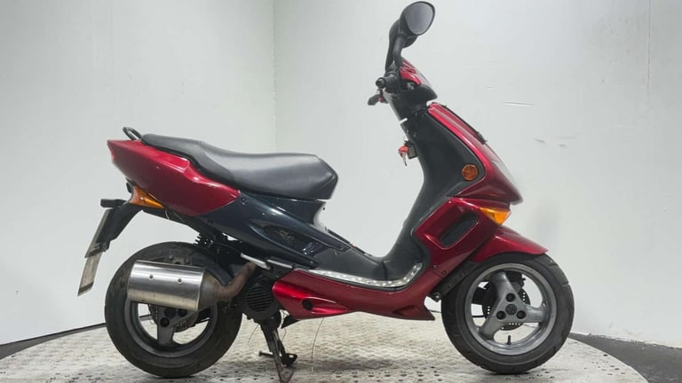 Peugeot Ion SPEEDFIGHT 100 1999 5K NON RUNNING CLASSIC 2T 2 STROKE SCOOTER BIKE