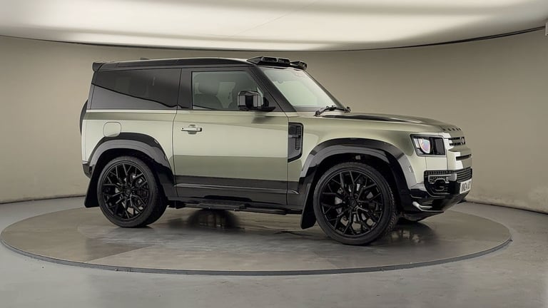 2024 Land Rover Defender 3.0 D300 X-Dynamic HSE 90 3dr Auto ESTATE DIESEL Automatic
