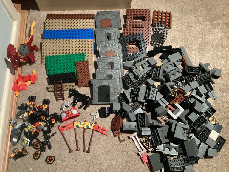 image for Lego/Duplo joblot of Castle, Dragon, Knights etc
