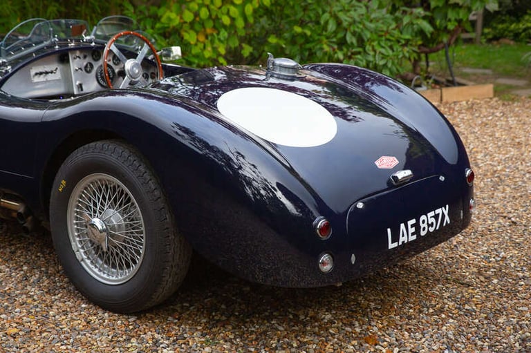 2022 REALM C-TYPE REALM SALOON PETROL Manual