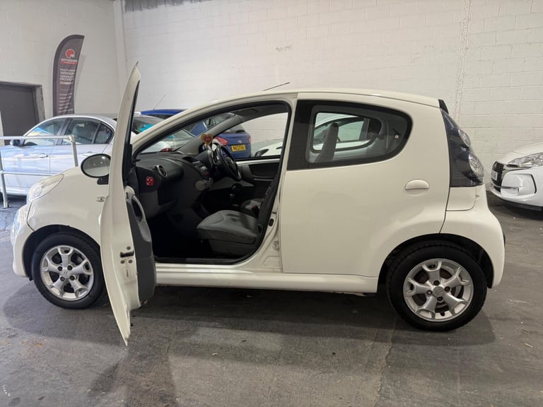 2011 Citroen C1 1.0i VTR+ Euro 5 5dr HATCHBACK Petrol Manual