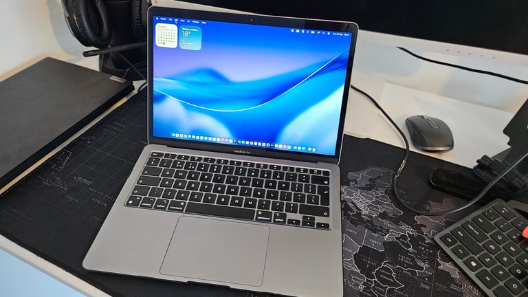 image for Apple Macbook Air M1 512gb