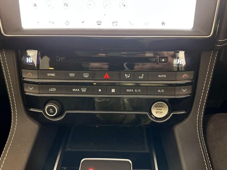 2019 Jaguar F-Pace 2.0 D180 Chequered Flag Auto AWD Euro 6 (s/s) 5dr Automatic SUV Diesel Automatic