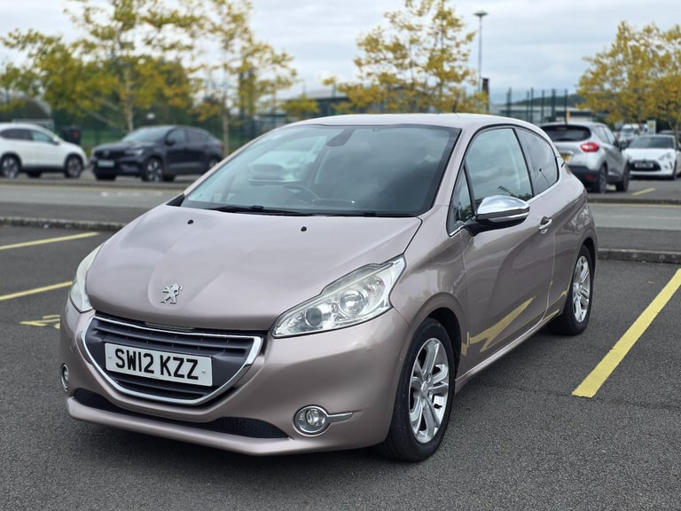 2012 Peugeot 208 1.4 VTi Allure Euro 5 3dr HATCHBACK Petrol Manual