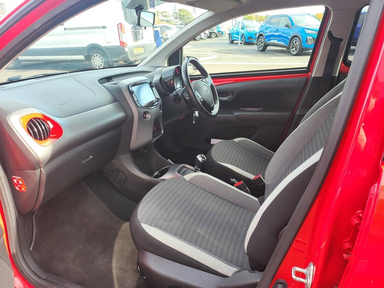 2019 Toyota AYGO VVT-I X-TREND X-SHIFT Hatchback PETROL Manual