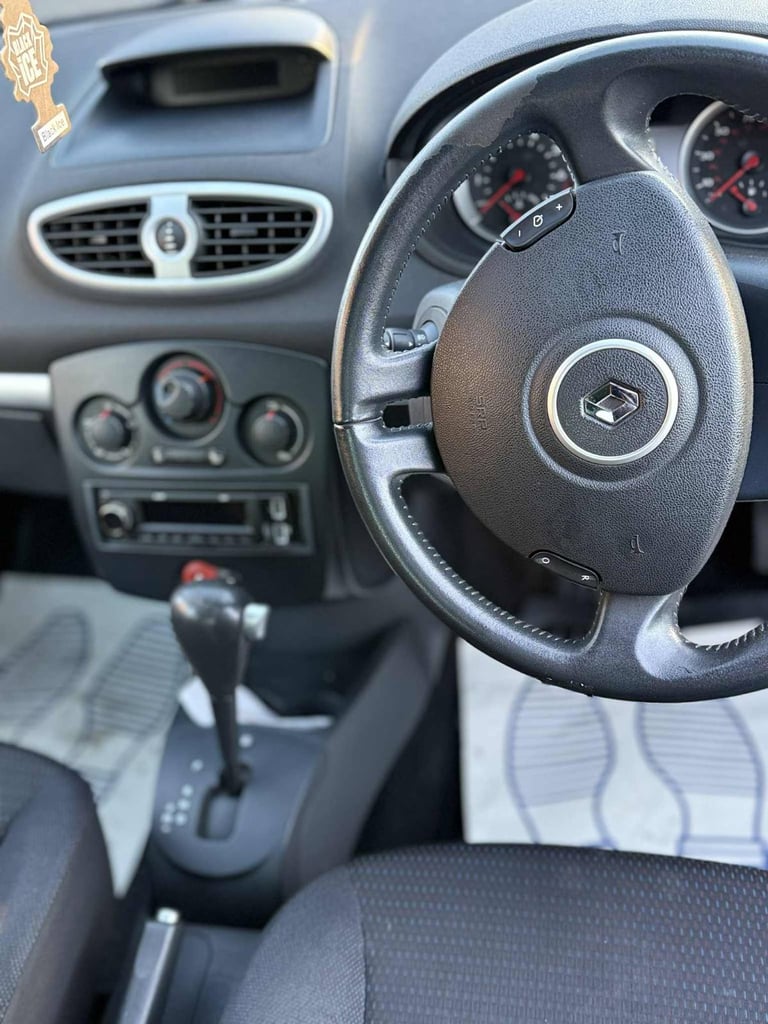 AUTOMATIC CLIO WITH JUST 50K MILES