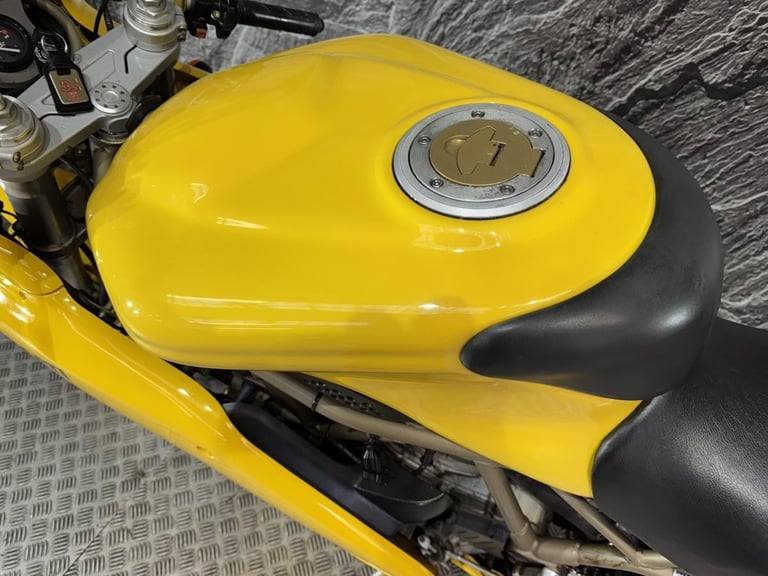 DUCATI SUPERSPORT 900 2000 900SS