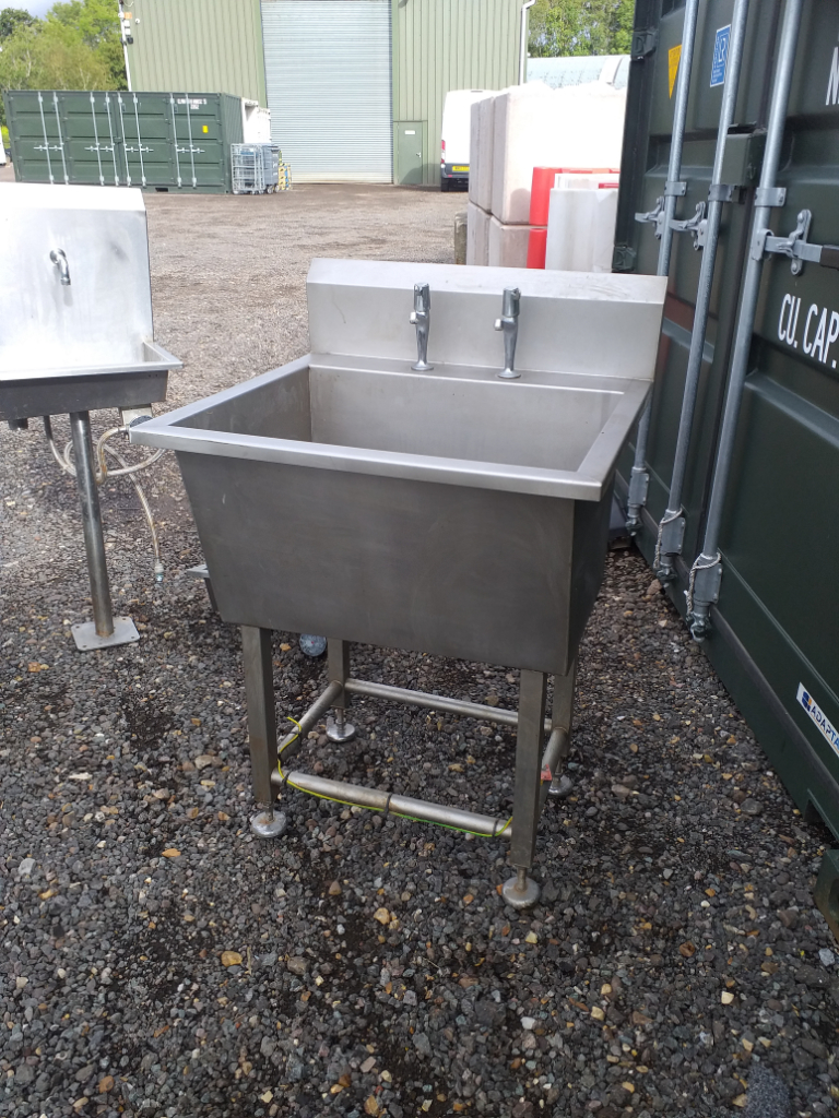 Catering equipment commercial stainless Steel sinks restaurant kitchen trailer items 