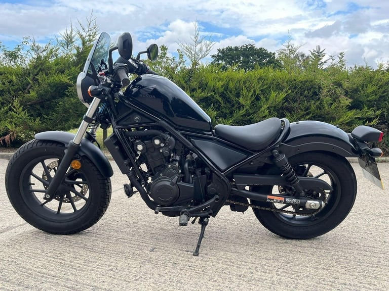 2017 17 HONDA CMX 500 A-X REBEL CMX500 CRUISER BOBBER 4k MILES ONLY NEW MOT