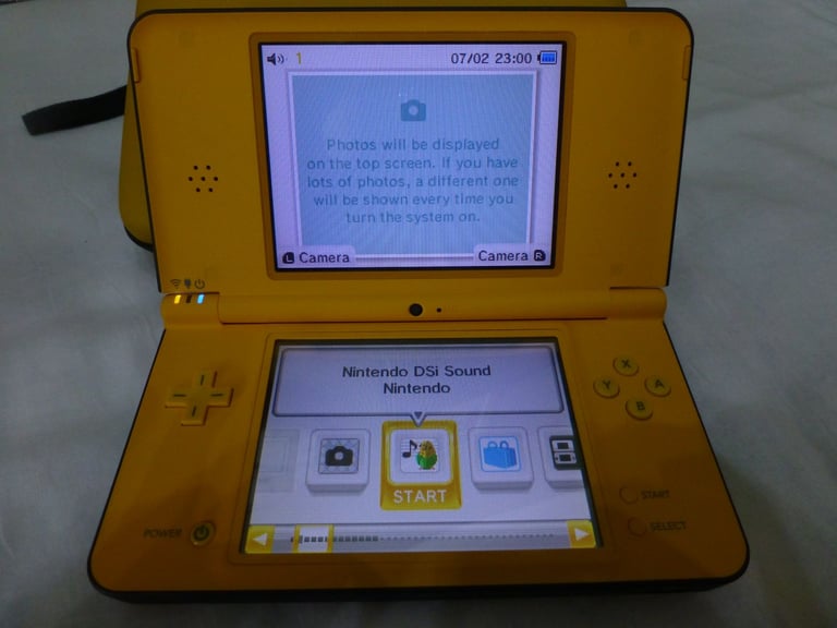 Nintendo DS XL - Perfect Condition