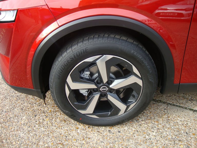 2022 Nissan Qashqai 1.3 DiG-T MH 158 N-Connecta 5dr Xtronic HATCHBACK Petrol Automatic