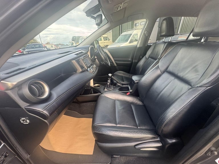 2013 Toyota RAV4 2.2 D-4D Invincible 4WD Euro 5 5dr ESTATE Diesel Manual