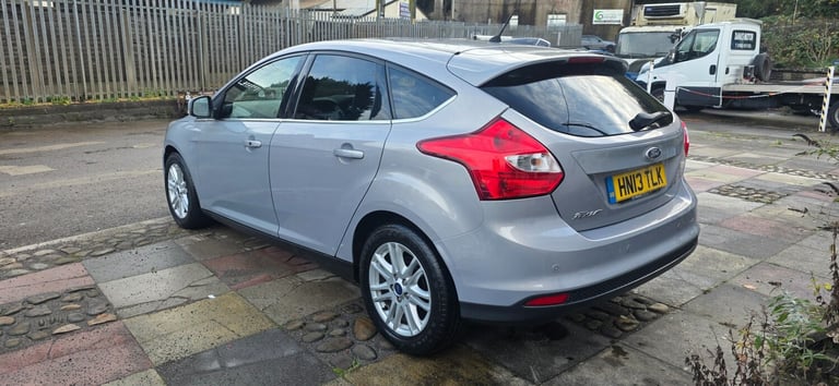 2013 Ford Focus 1.6 125 Titanium 5dr Powershift HATCHBACK Petrol Automatic