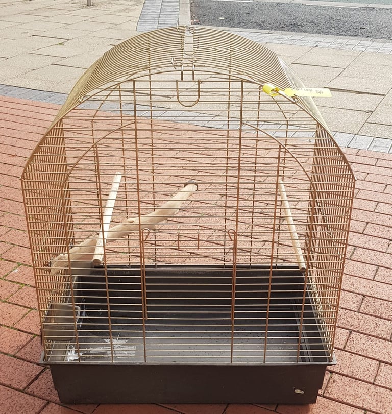 Pre-owned Medium Bird Cage with Golden Bars