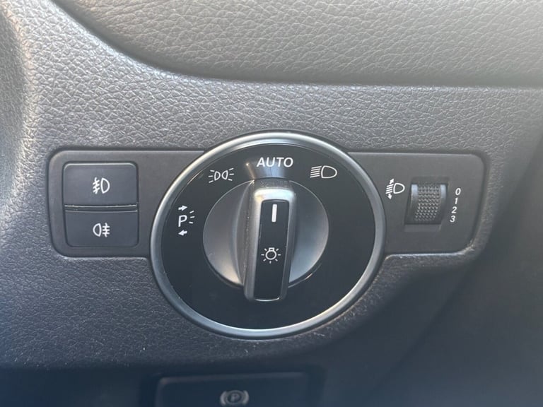 2018 18 MERCEDES-BENZ GLA 1.6 GLA200 SPORT SUV 5DR PETROL MANUAL EURO 6 (S/S) (1