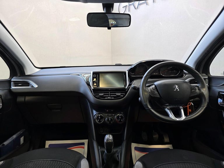 2015 Peugeot 208 1.4 HDi Style Euro 5 5dr HATCHBACK Diesel Manual
